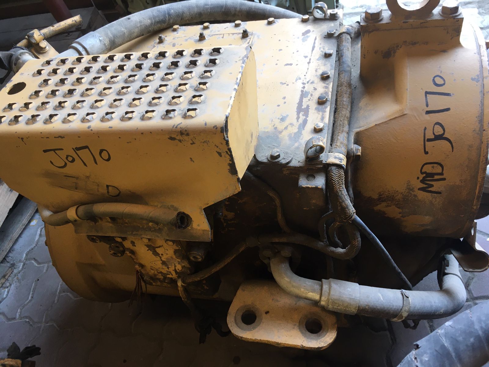 CAT GEAR BOX 