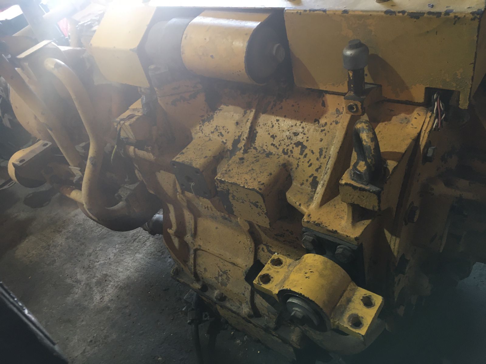 KOMATSU GEAR